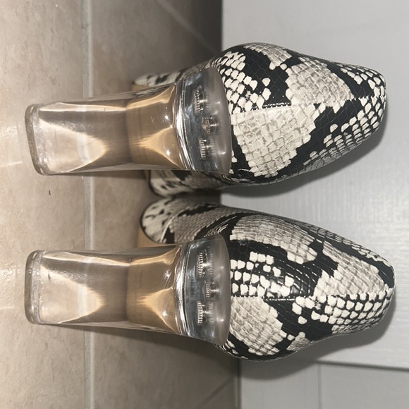 Nine West Pumps - Picture 4 of 9